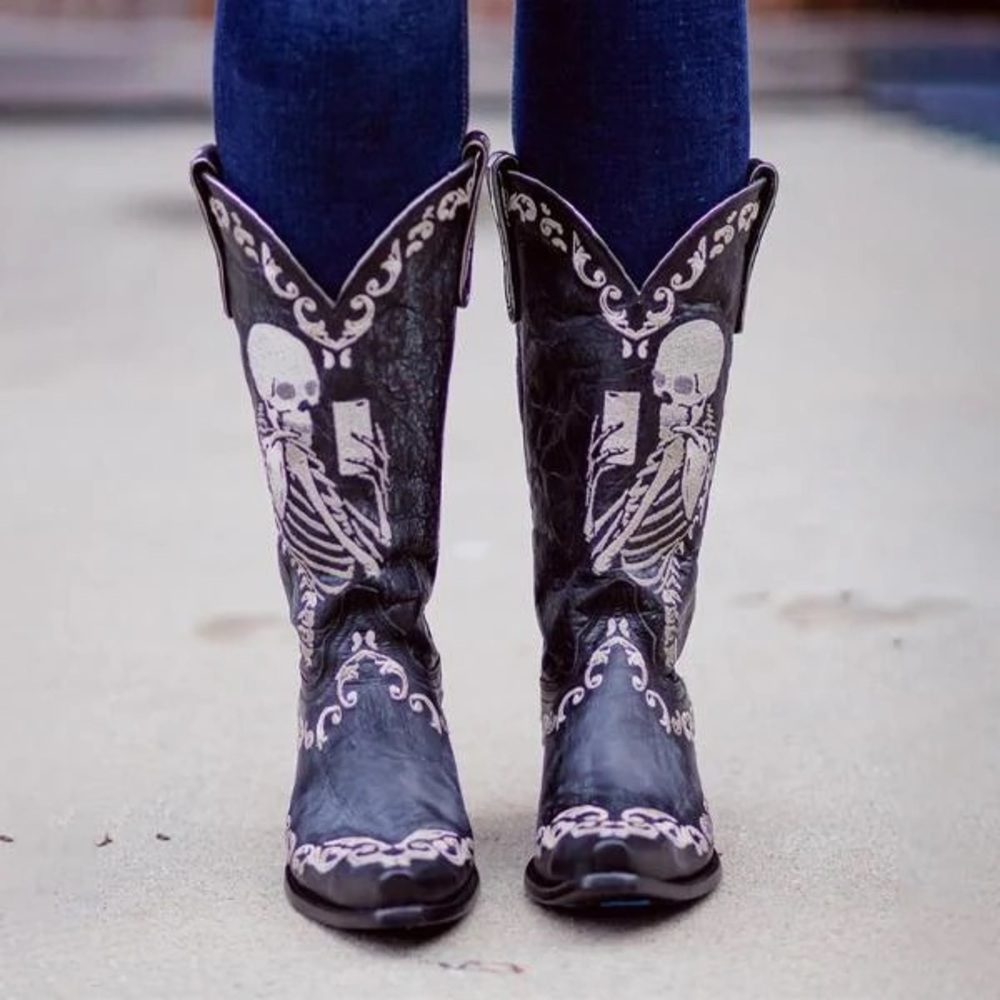 ****ISO****Any size** Old Gringo Black and White Skeleton Selfie Boots